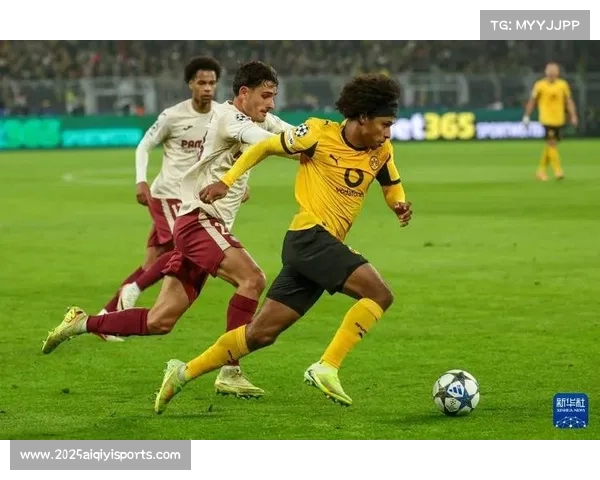 多特蒙德4-0大胜比利亚雷亚尔，吉拉西点射加冕射手